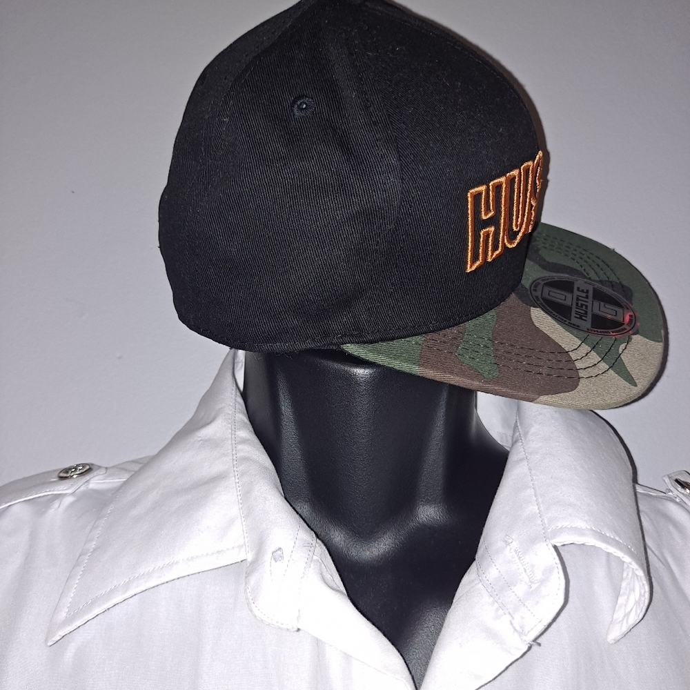 HUSTLE Cap. - Picture 3 of 5
